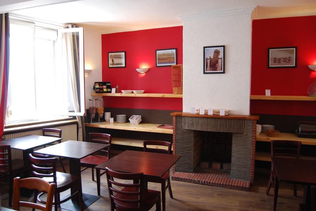 Hotel Caudron Рю Екстериор снимка