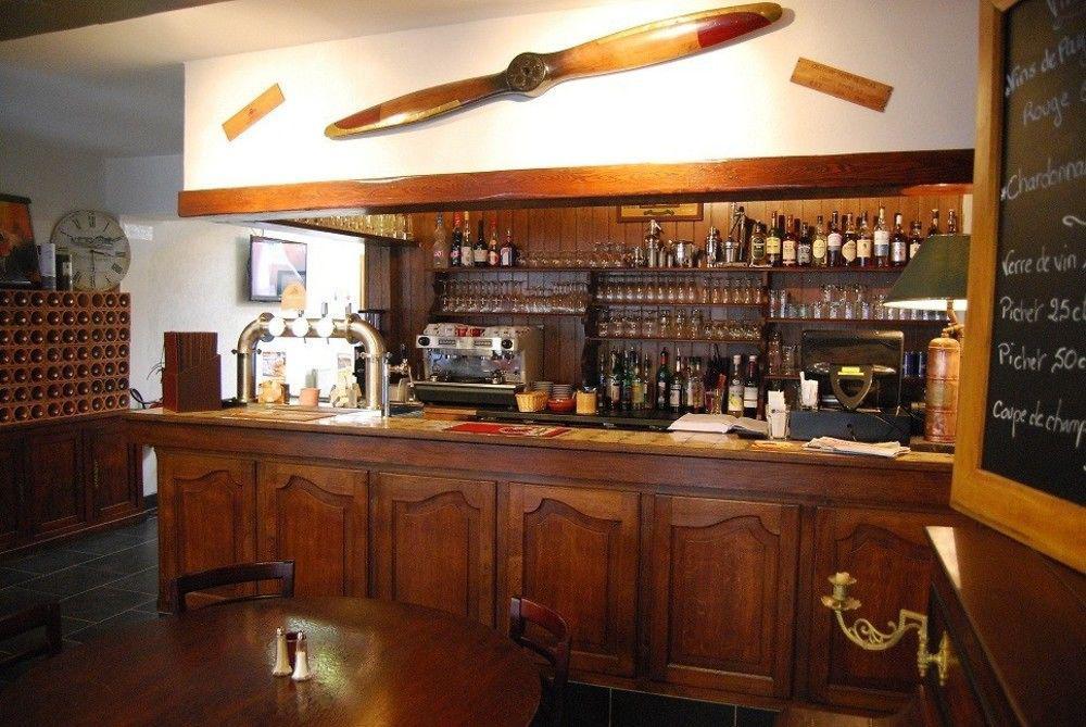 Hotel Caudron Рю Екстериор снимка