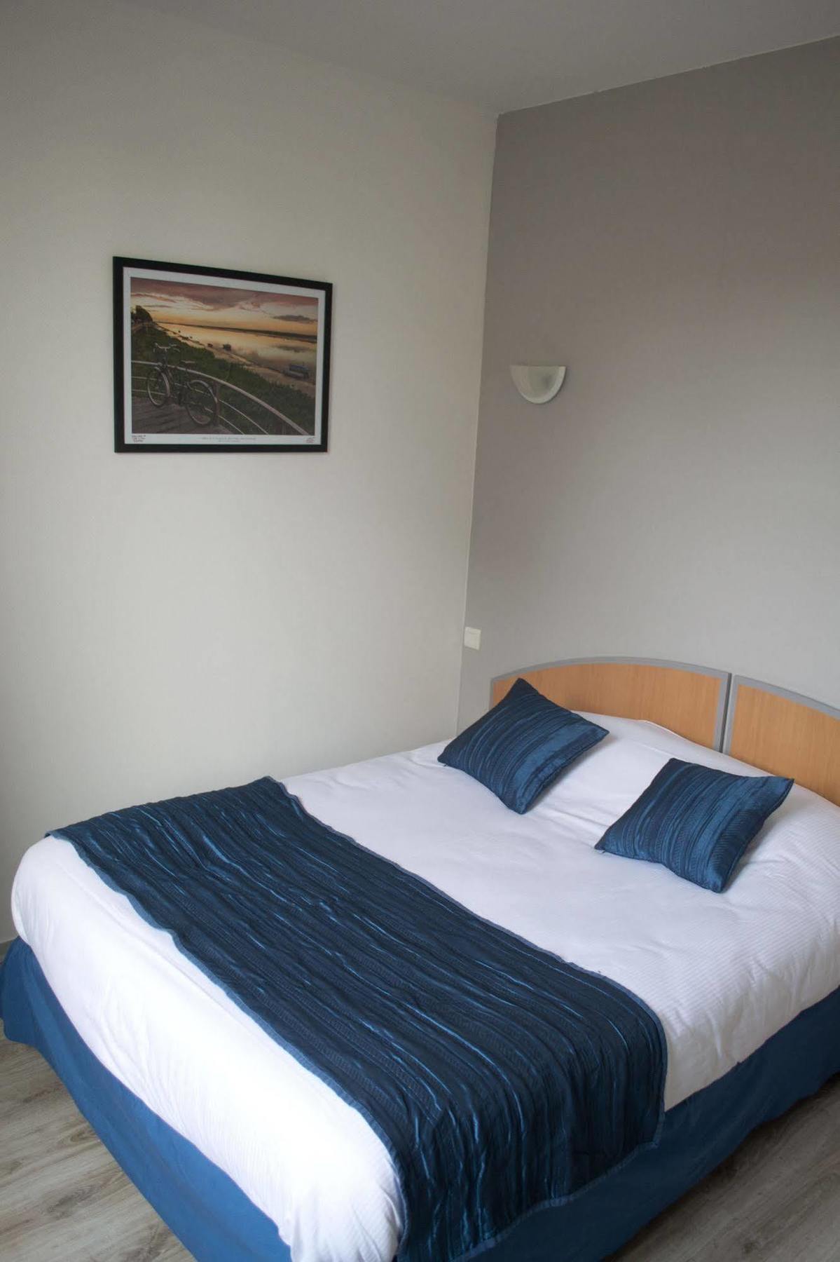 Hotel Caudron Рю Екстериор снимка